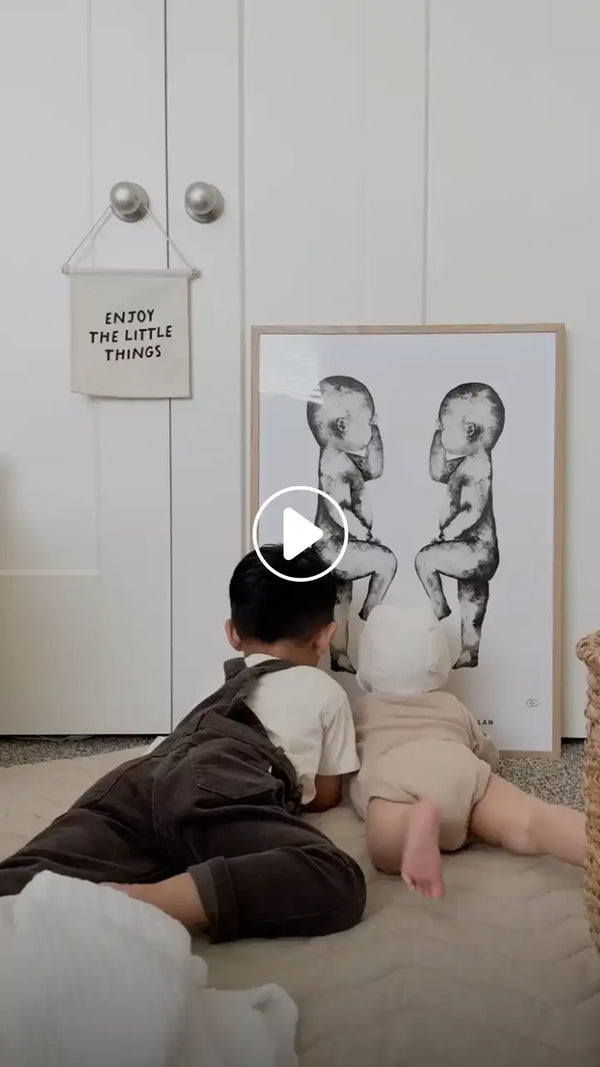 A Family’s Journey – Celebrating Their Baby’s First Size with a Birth Poster